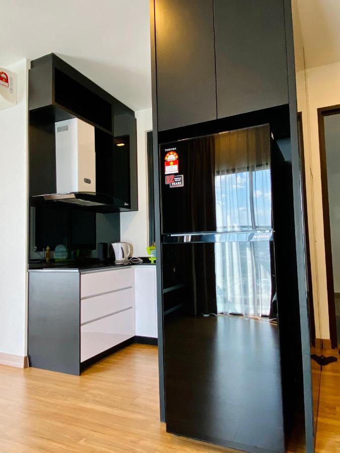 Dream Suite 2 - Landmark Residence 1, High Floor, Nice View, Wi-Fi & Tv Box Kajang Esterno foto